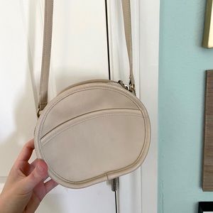 Vintage Coach crossbody bag
